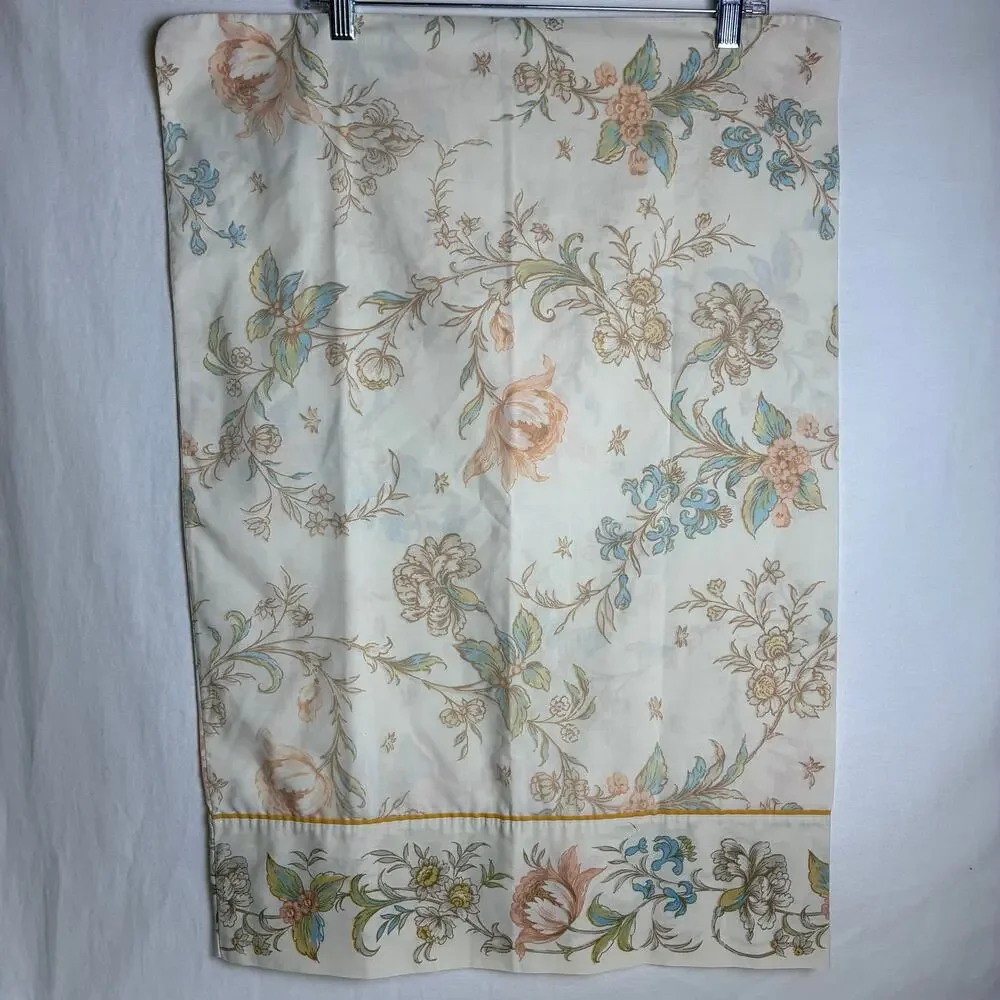 Vintage Floral Pillowcases Pair Standard Set Pastel Chintz Cottagecore Bedding